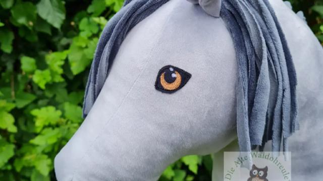 Hobbyhorse Holly Apfelschimmel