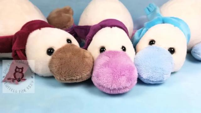 Ente Emma mit Freundinnen